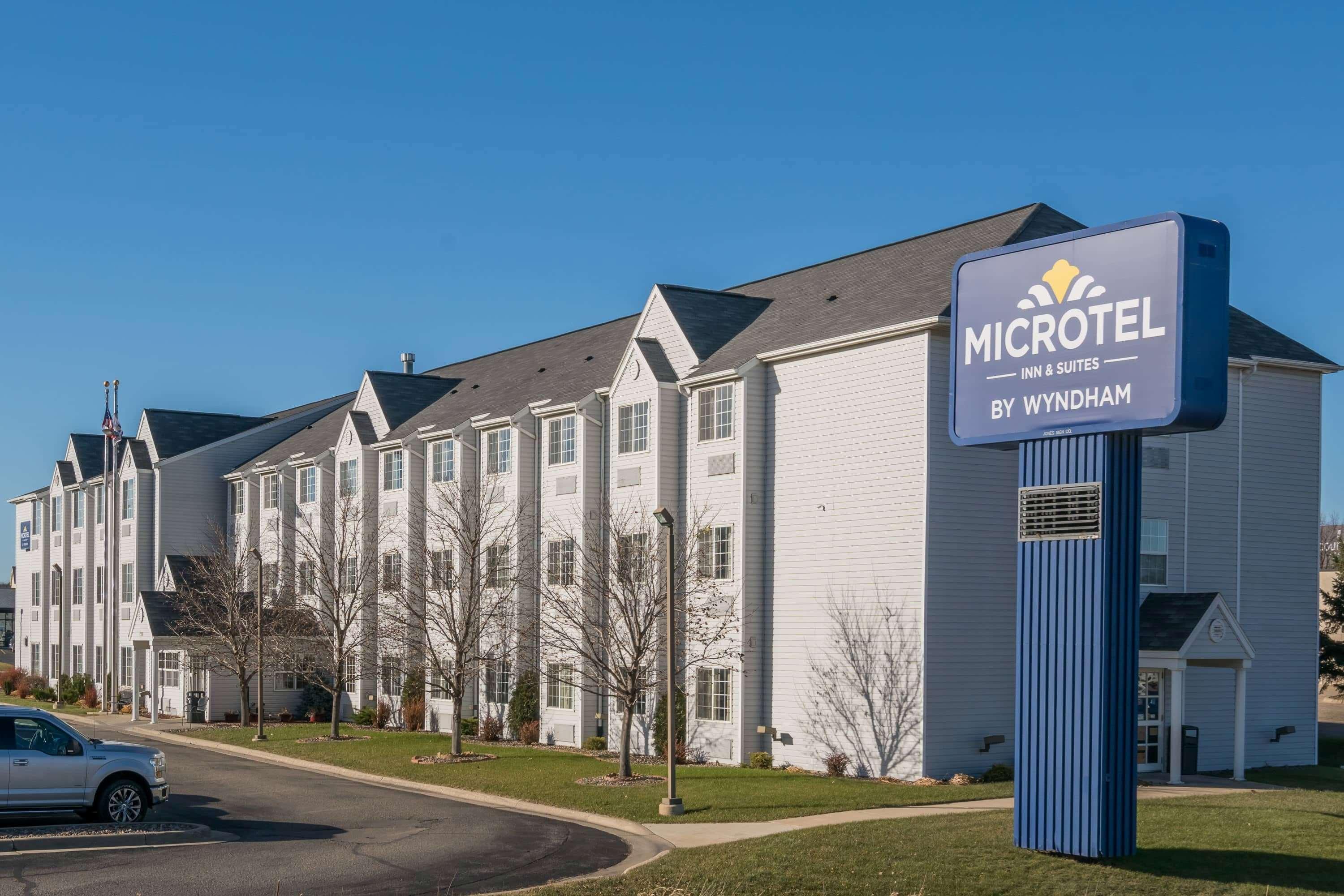 Microtel Inn And Suites By Wyndham Rochester Exterior photo